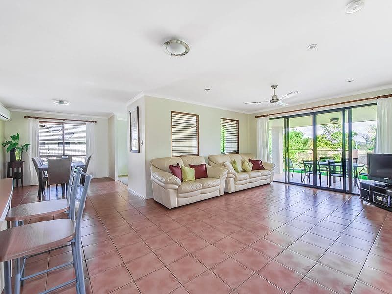 8 Dunbrody Street, CALOUNDRA WEST QLD 4551, Caloundra West - Thumbnail 5