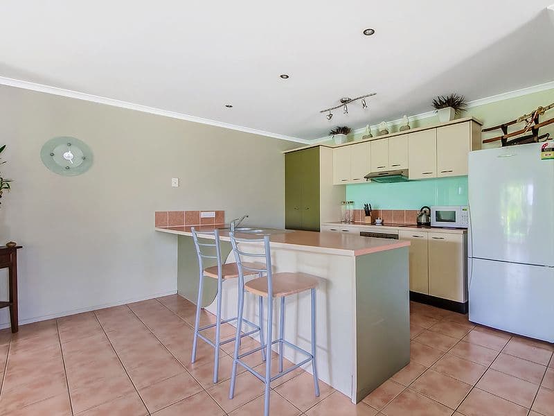 8 Dunbrody Street, CALOUNDRA WEST QLD 4551, Caloundra West - Thumbnail 7