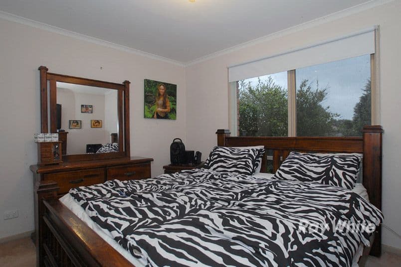 9 Tinara Court, CRANBOURNE NORTH VIC 3977, Cranbourne North - Thumbnail 7