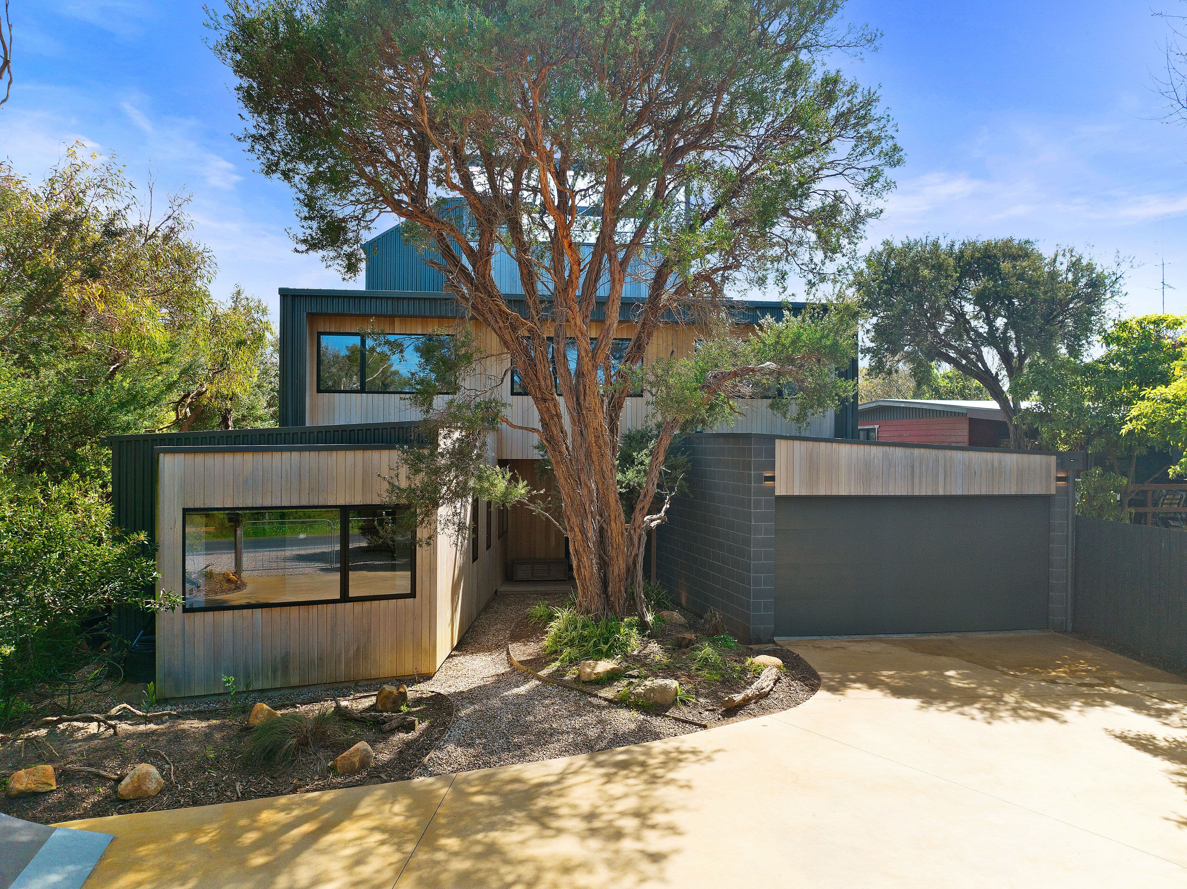 192 Surf Parade, Inverloch VIC 3996, Inverloch - Image 1