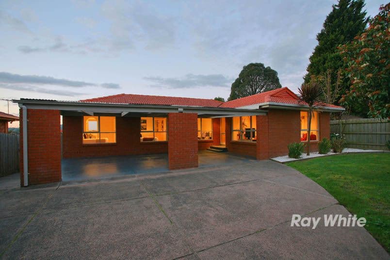 5 Eddington Place, ENDEAVOUR HILLS VIC 3802, Endeavour Hills - Image 1