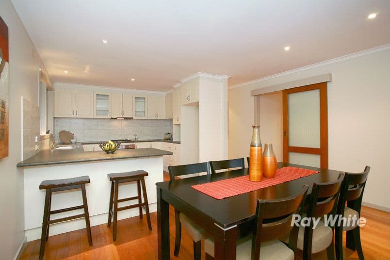 5 Eddington Place, ENDEAVOUR HILLS VIC 3802, Endeavour Hills - Thumbnail 5