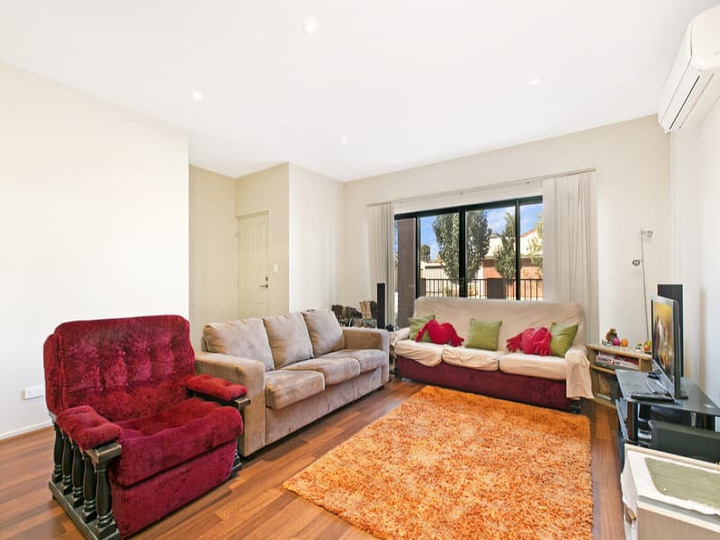 2/46 West Street, Brompton - Thumbnail 4
