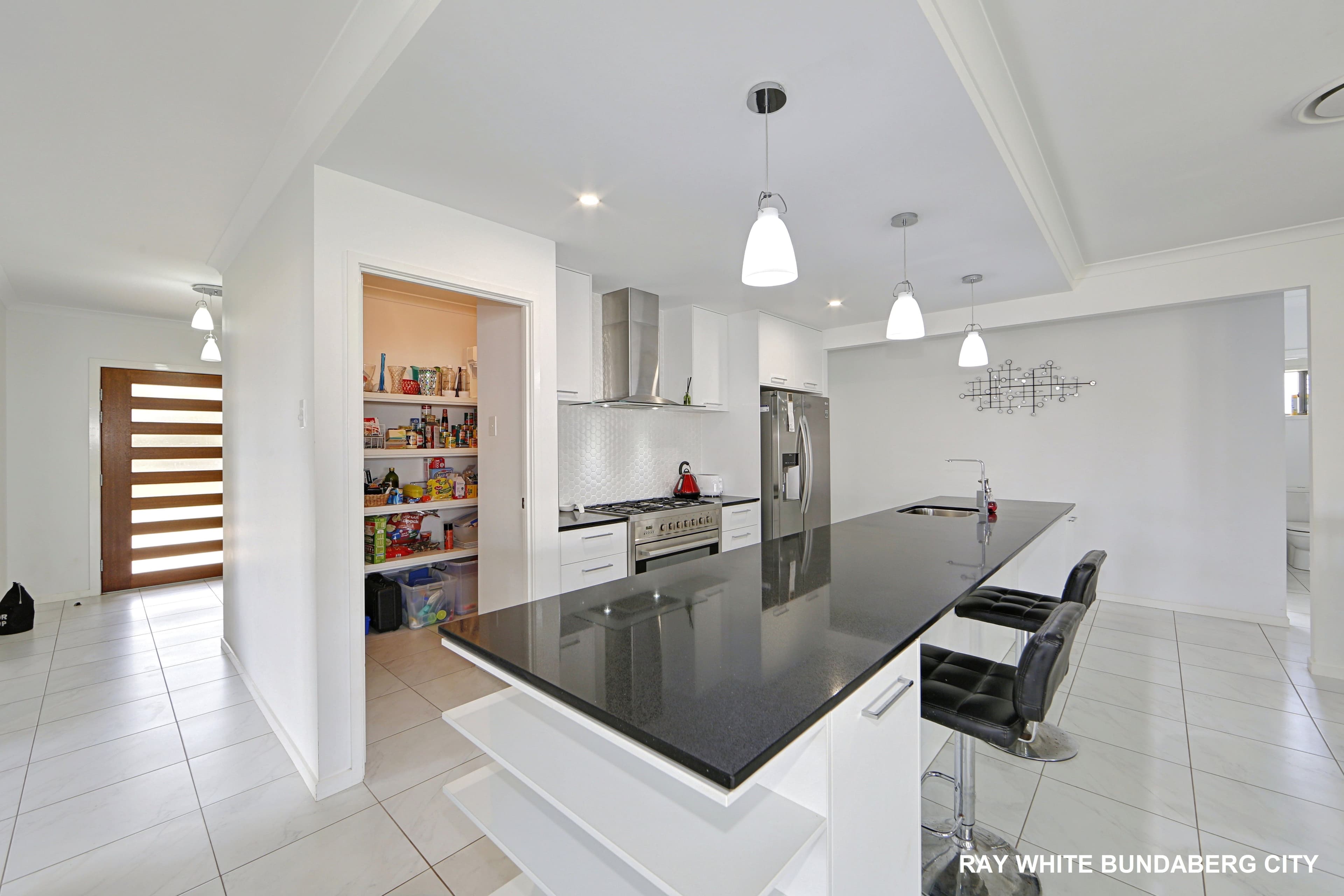 13 Back Hill Drive, Coral Cove QLD 4670, Coral Cove - Thumbnail 2