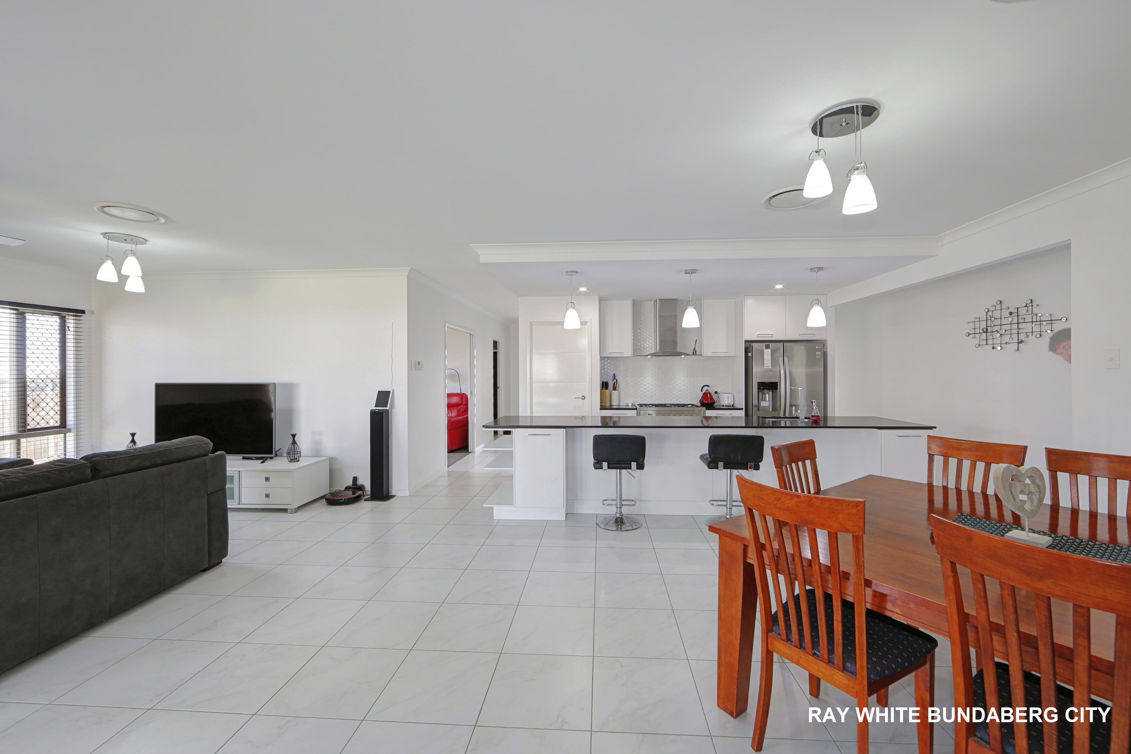 13 Back Hill Drive, Coral Cove QLD 4670, Coral Cove - Thumbnail 6