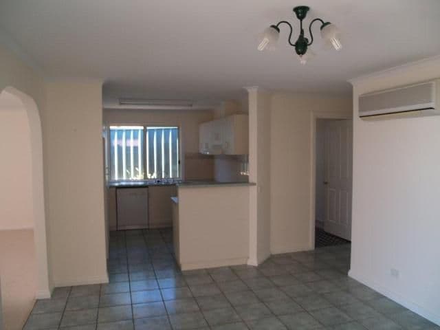 5  Edwards Crescent, WAIKERIE SA 5330, Waikerie - Thumbnail 5