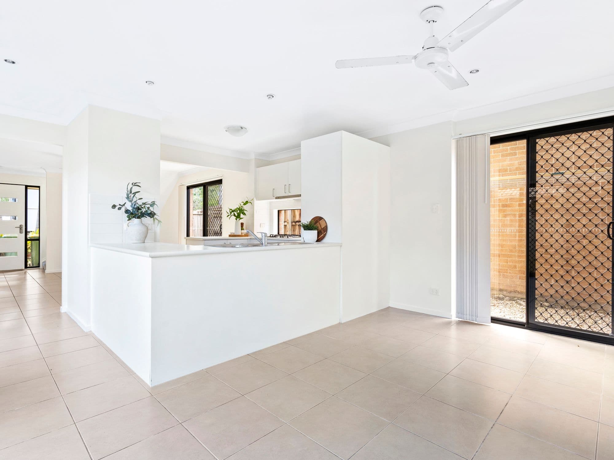 34 Lisa Crescent, Coomera QLD 4209, Coomera - Thumbnail 5