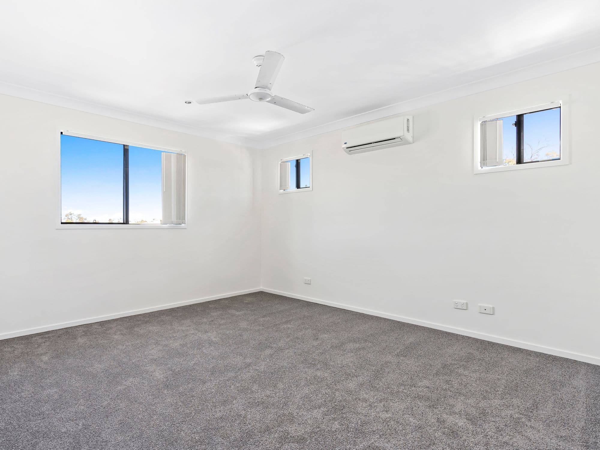 34 Lisa Crescent, Coomera QLD 4209, Coomera - Thumbnail 8