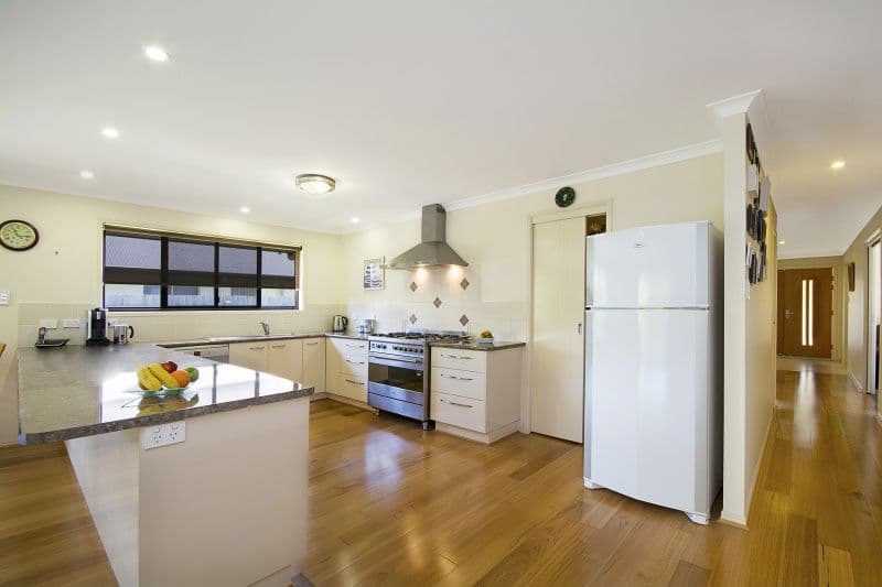 6 Macaranga Street, MALENY QLD 4552, Maleny - Thumbnail 3