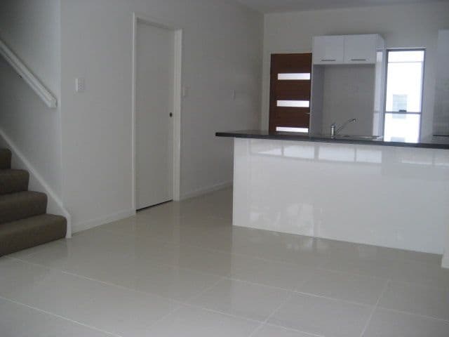 16  Broadmere Street, ANNERLEY QLD 4103, Annerley - Thumbnail 6