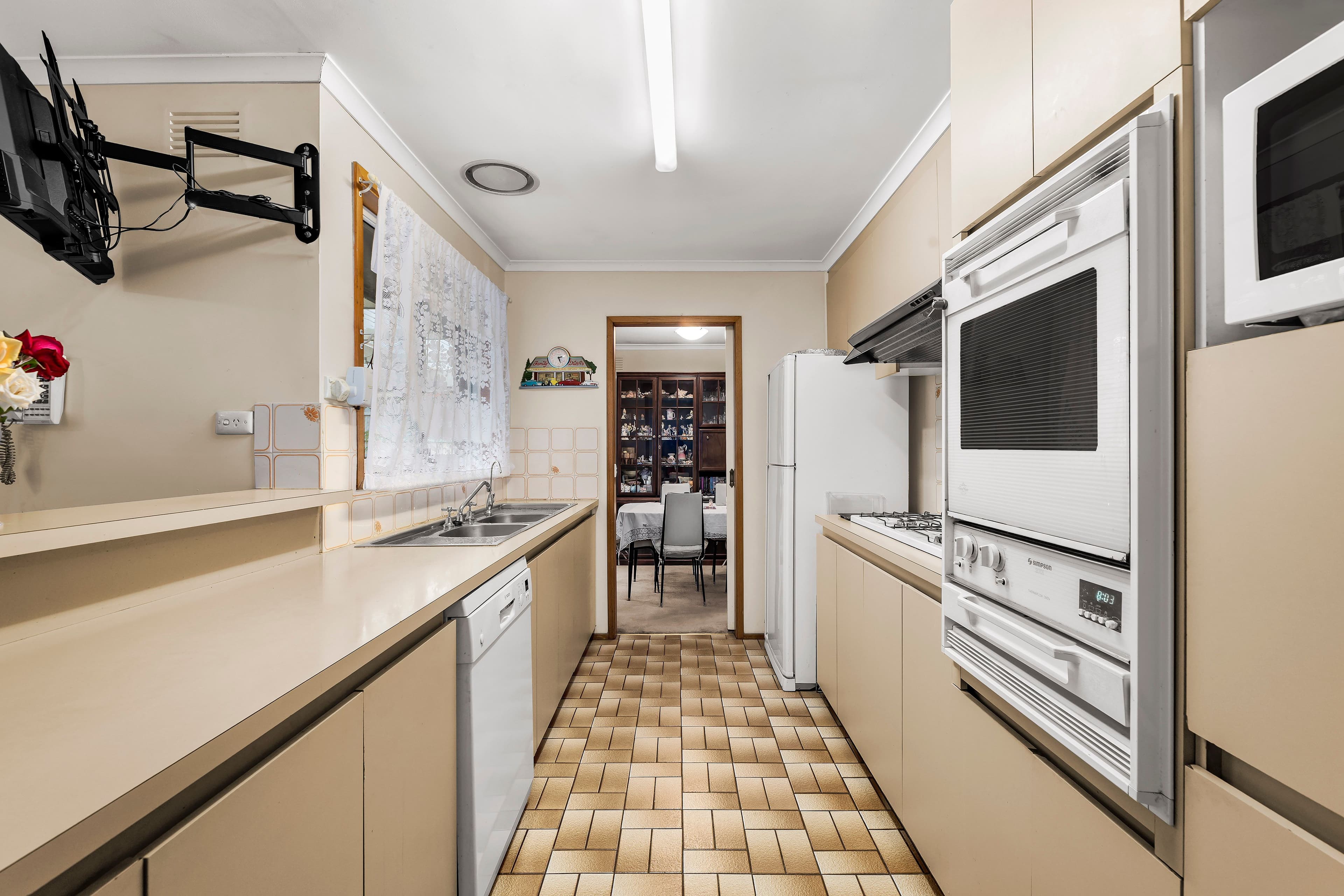 4 Darnley Court, Rowville VIC 3178, Rowville - Thumbnail 4