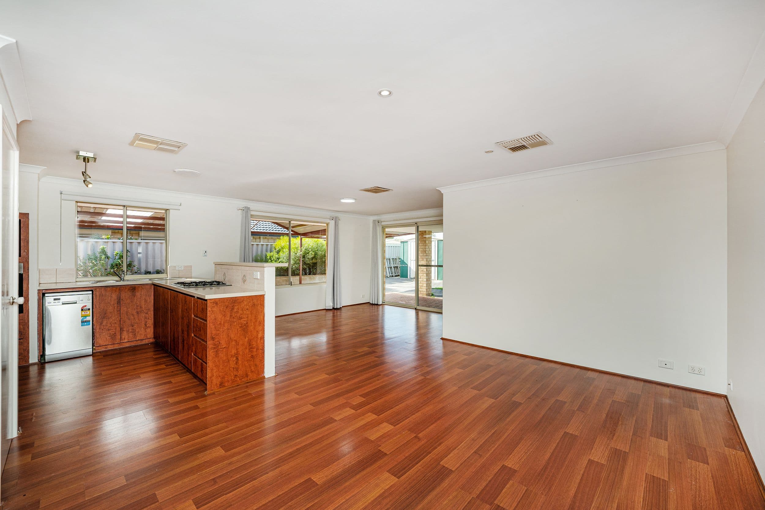 130 San Sebastian Boulevard, Port Kennedy WA 6172, Port Kennedy - Thumbnail 6