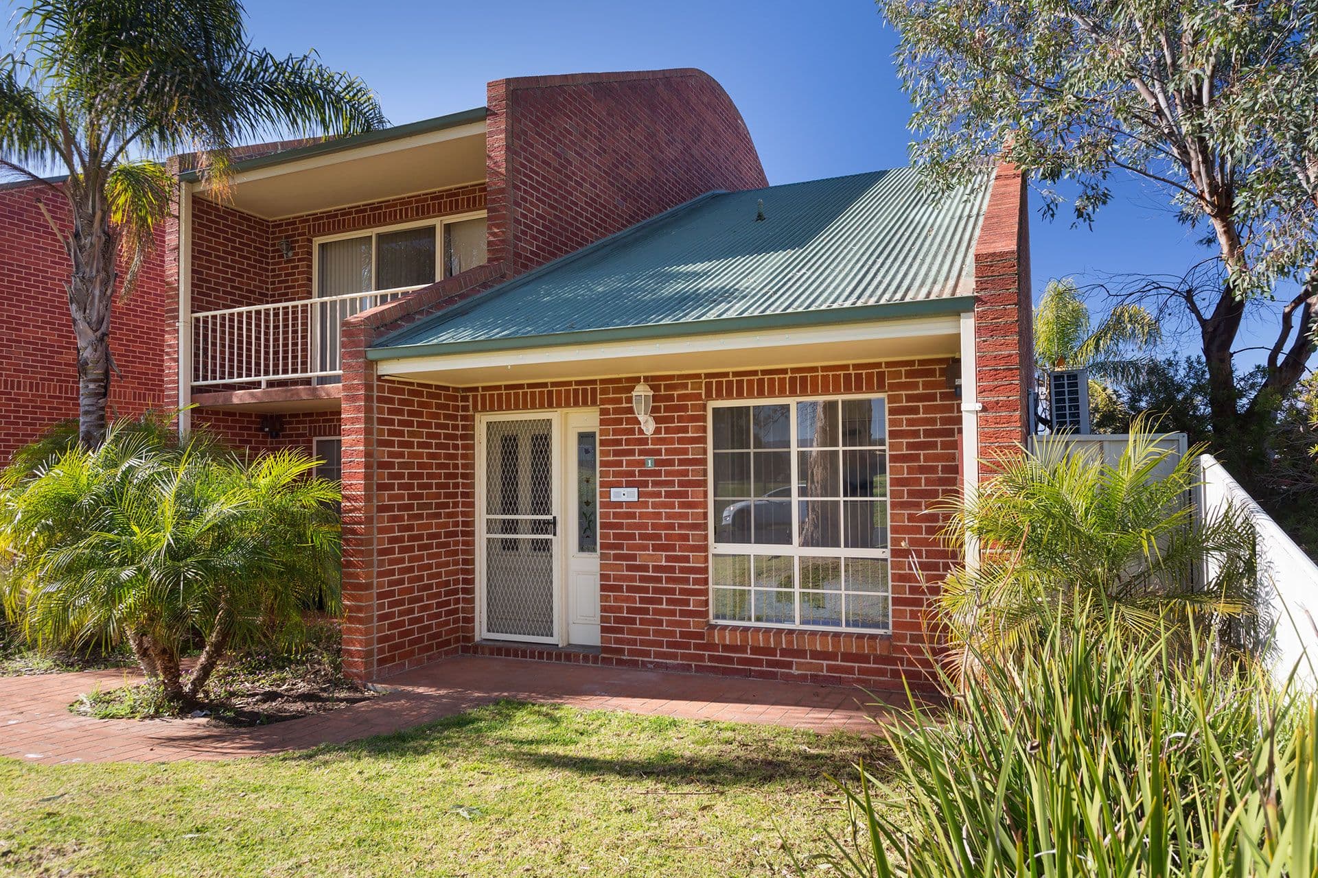542 Kotthoff Street, Lavington NSW 2641, Lavington - Thumbnail 2