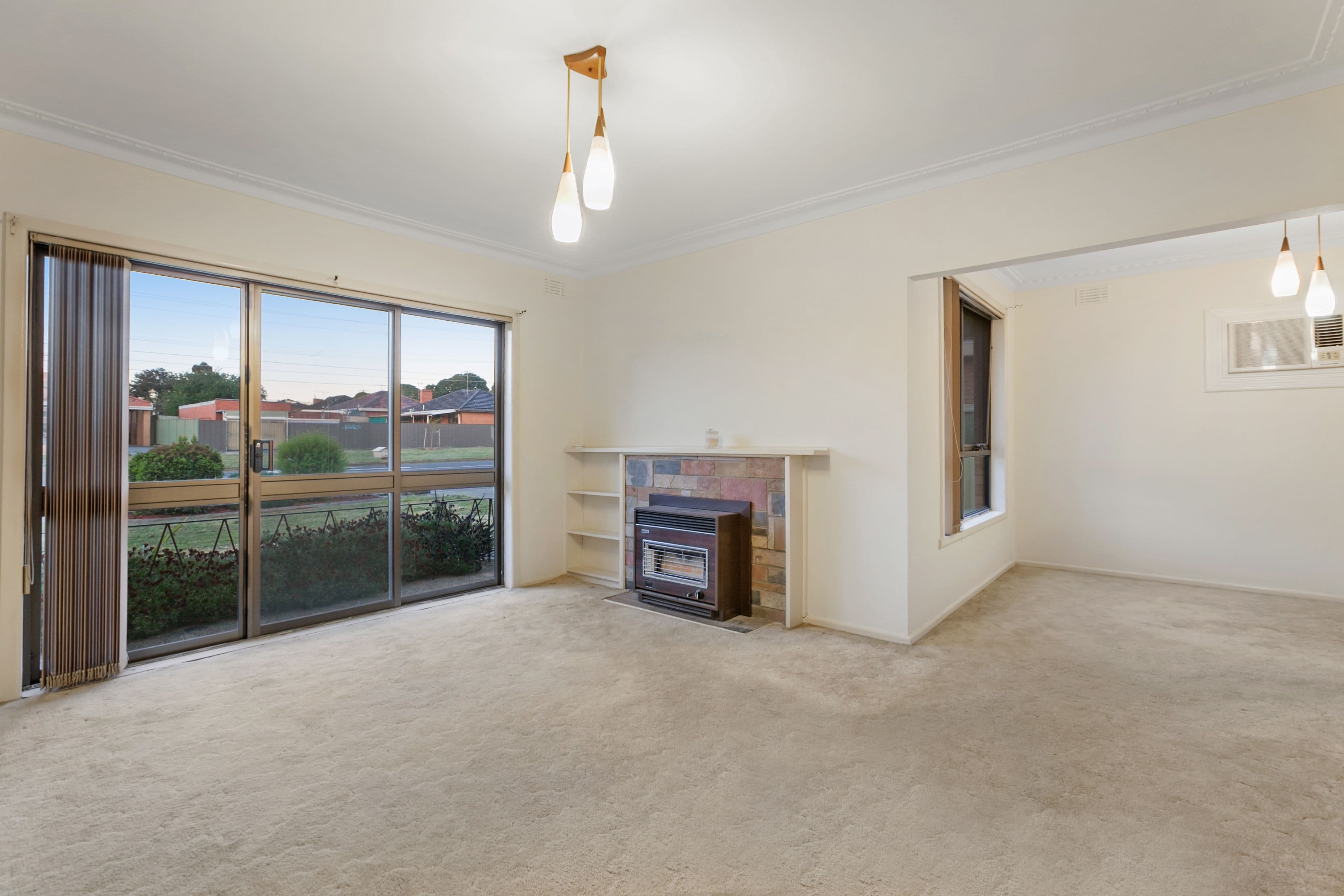 55 Hughes Parade, Reservoir VIC 3073, Reservoir - Thumbnail 2
