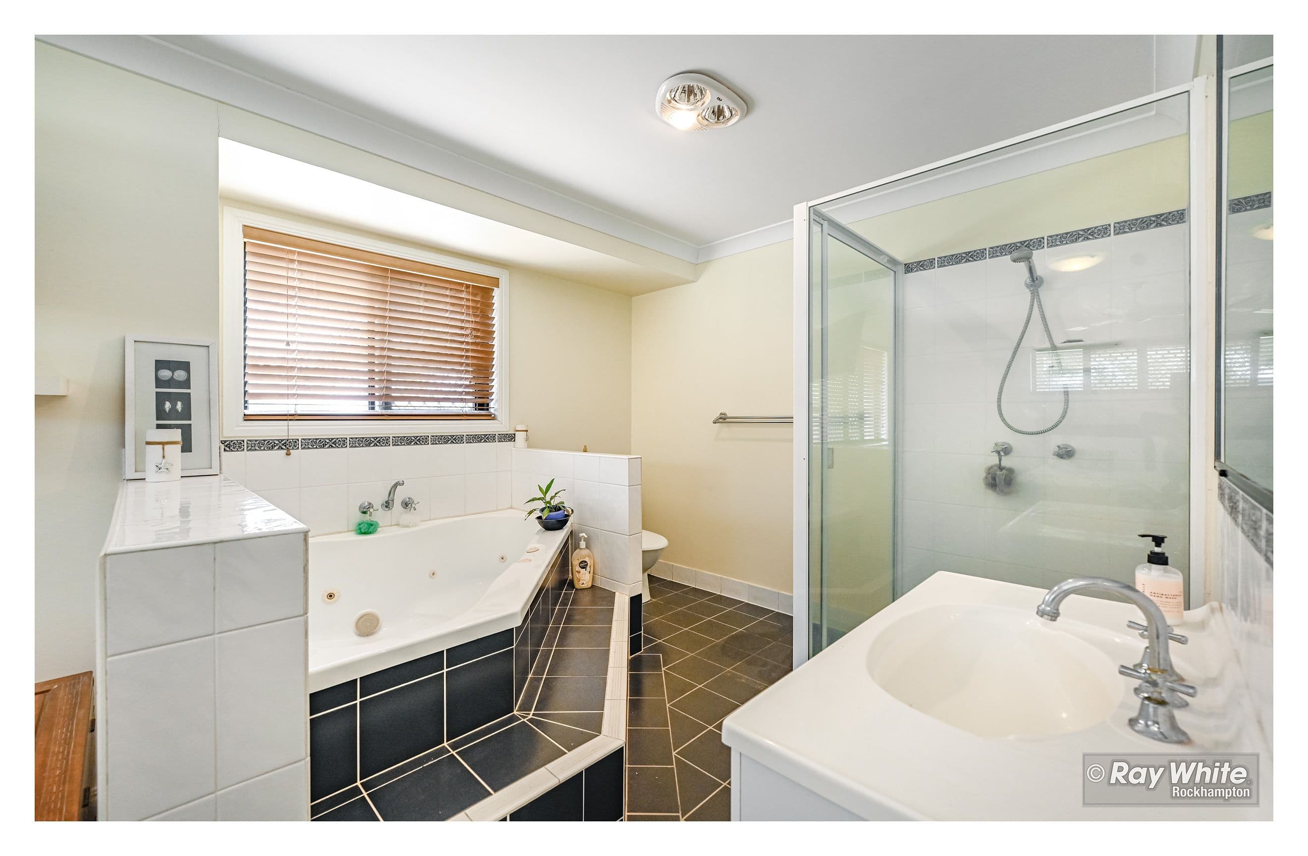 5 Athlone Court, Norman Gardens QLD 4701, Norman Gardens - Thumbnail 7