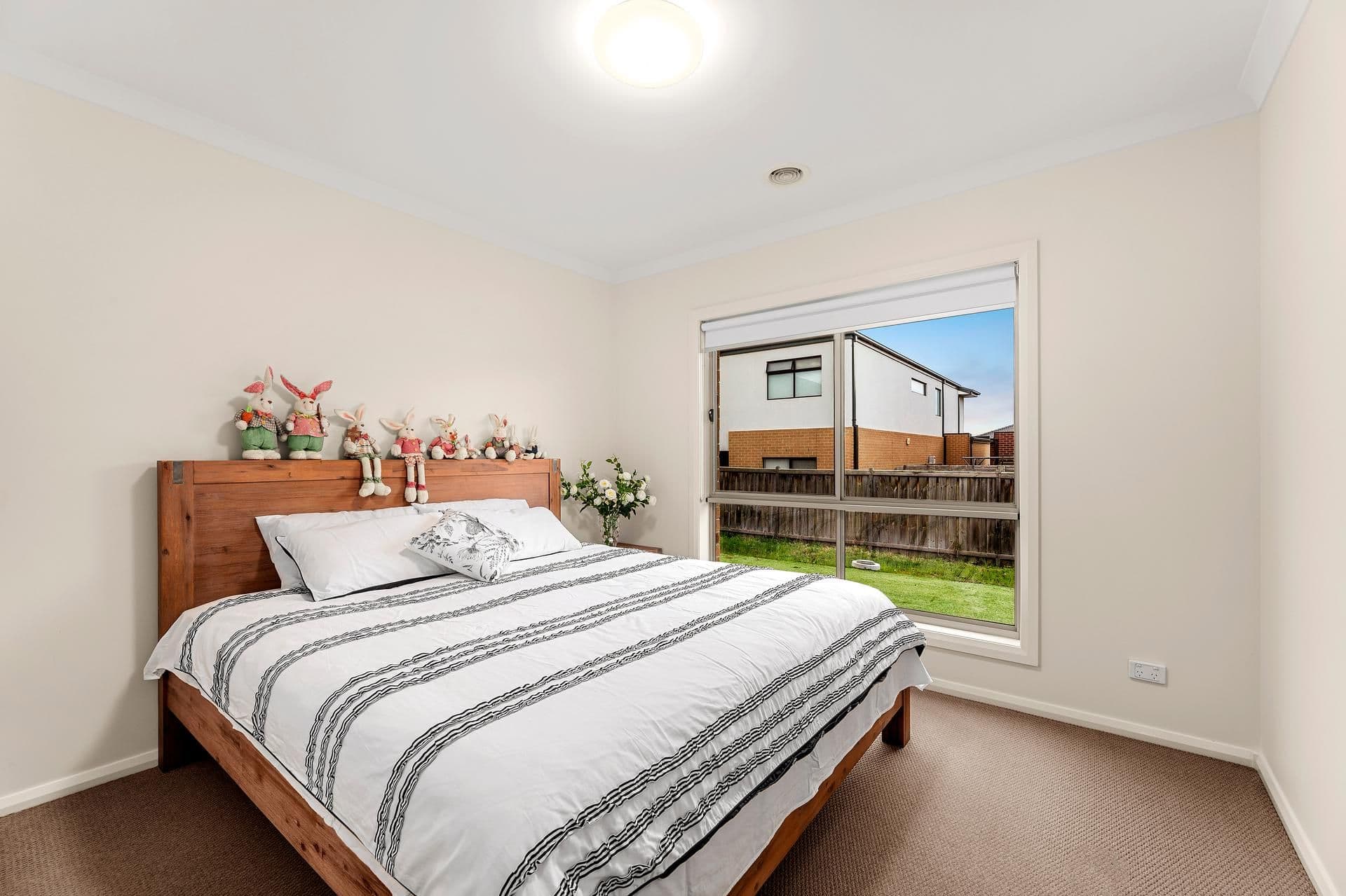 48 Barley Crescent, Clyde North VIC 3978, Clyde North - Thumbnail 6
