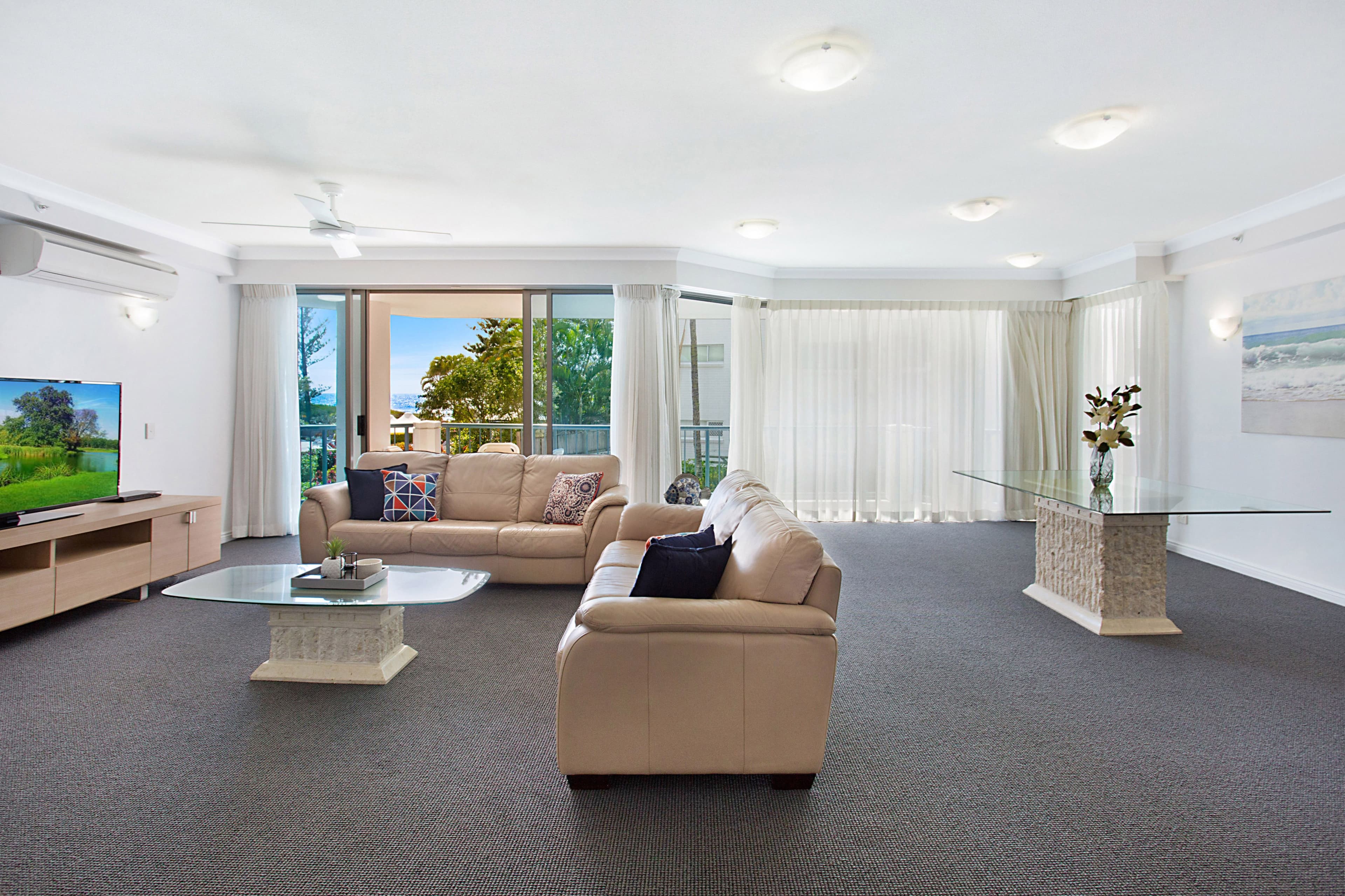 67 'Oceana On Broadbeach' 100 Old Burleigh Road, Broadbeach QLD 4218, Broadbeach - Thumbnail 3
