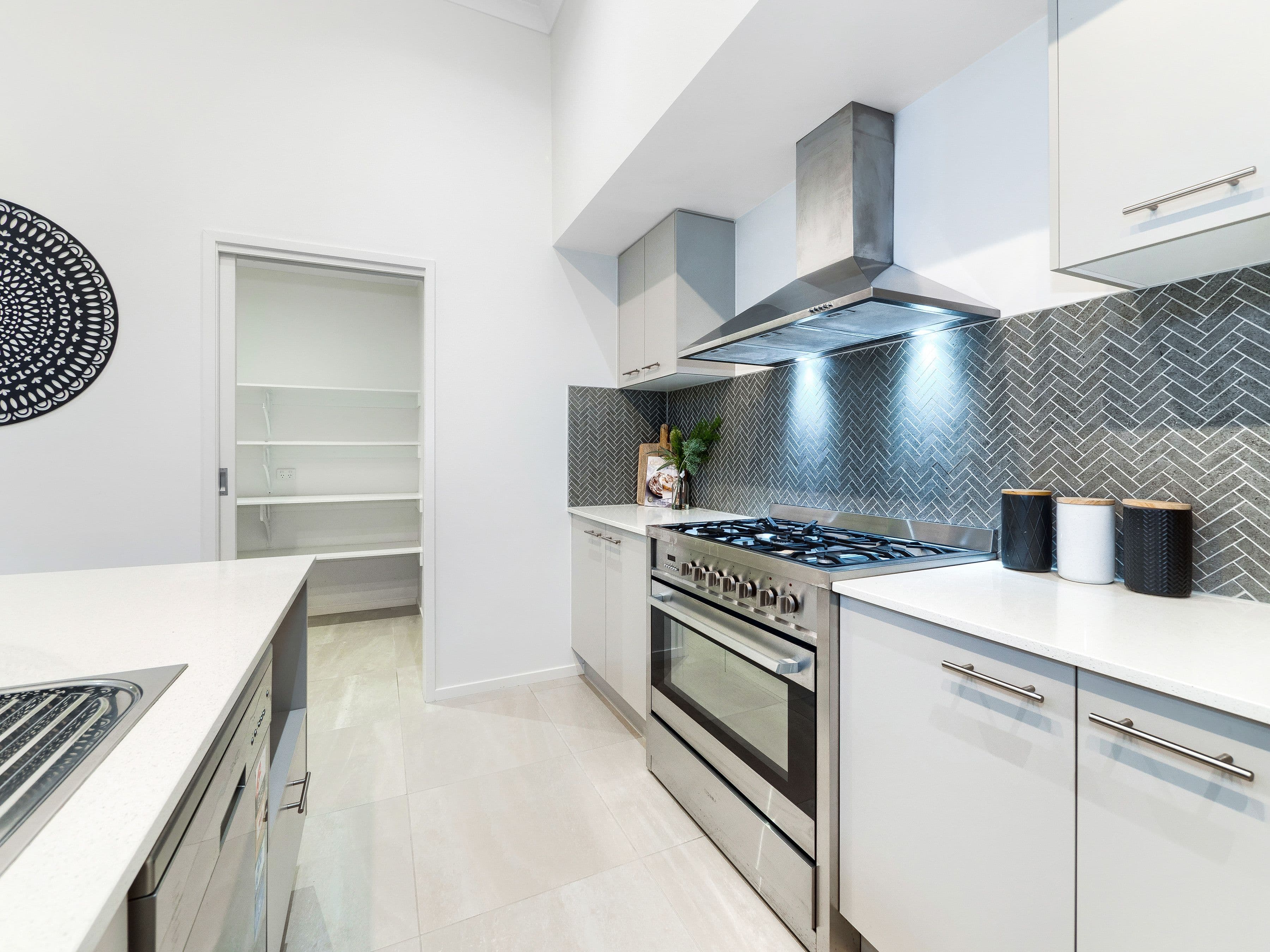 12 Storm Avenue, Lyndhurst VIC 3975, Lyndhurst - Thumbnail 4