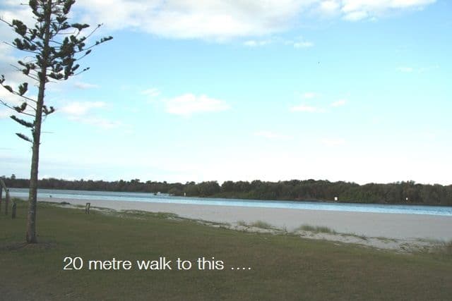 16 Banks Avenue, TWEED HEADS NSW 2485, Tweed Heads - Image 1