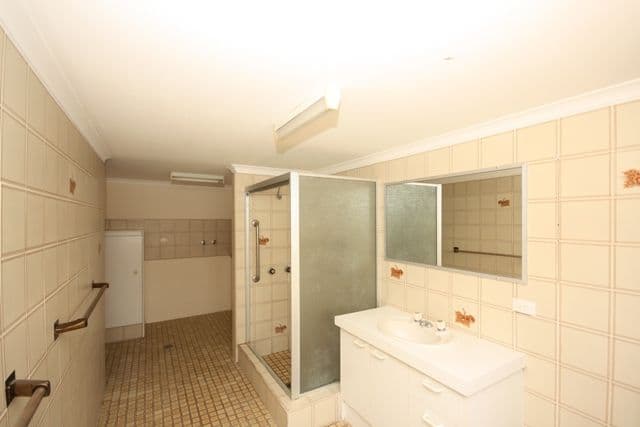 16 Banks Avenue, TWEED HEADS NSW 2485, Tweed Heads - Thumbnail 6