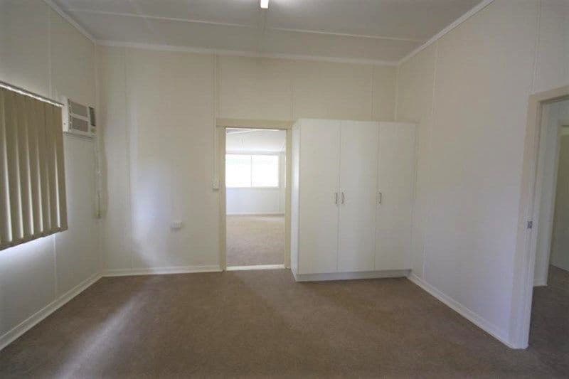 25 Stuart Russell Street, Mundubbera QLD 4626, Mundubbera - Thumbnail 6