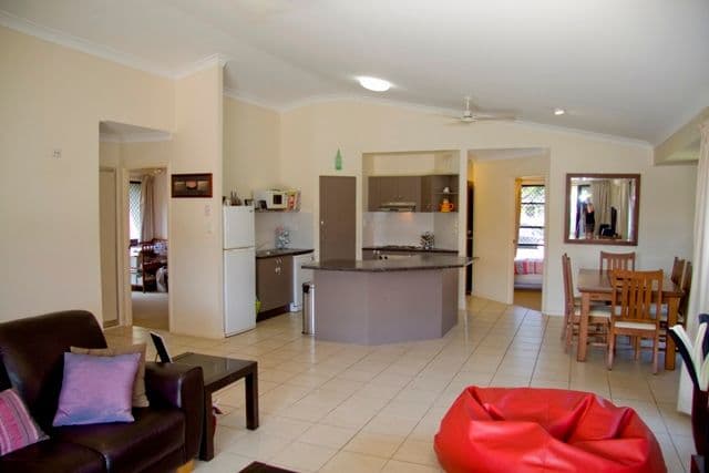 23 Riverwood Drive, IDALIA QLD 4811, Idalia - Thumbnail 2