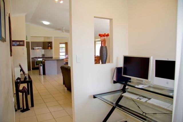 23 Riverwood Drive, IDALIA QLD 4811, Idalia - Thumbnail 6