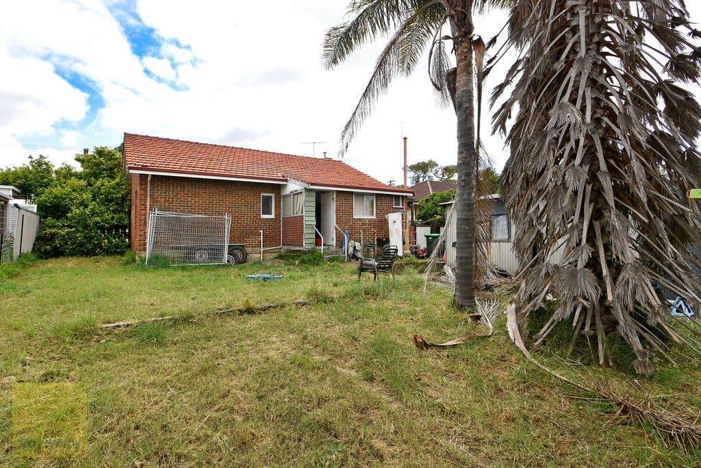 60 Fernhurst Crescent, Balga WA 6061, Balga - Thumbnail 6