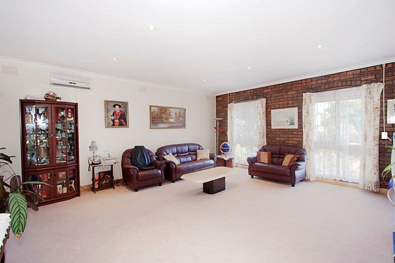 14 Keswick Street, BENTLEIGH EAST VIC 3165, Bentleigh East - Thumbnail 2
