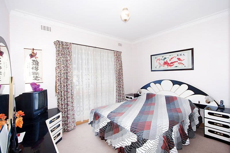 14 Keswick Street, BENTLEIGH EAST VIC 3165, Bentleigh East - Thumbnail 4