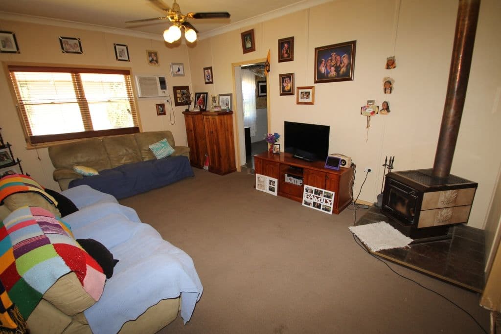 114 Railway Avenue, Quirindi - Thumbnail 3