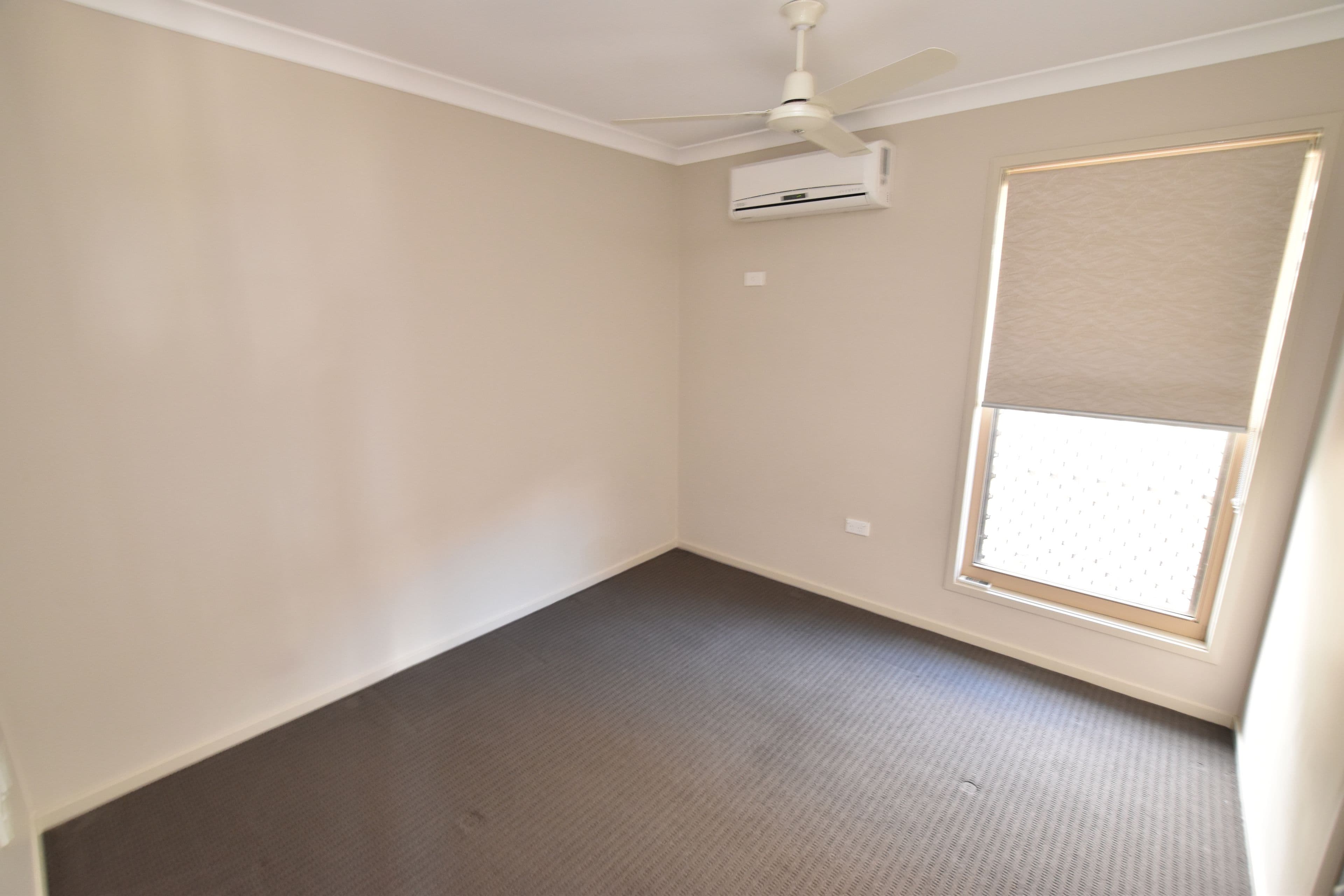 9 Valhalla Street, Clinton QLD 4680, Clinton - Thumbnail 7