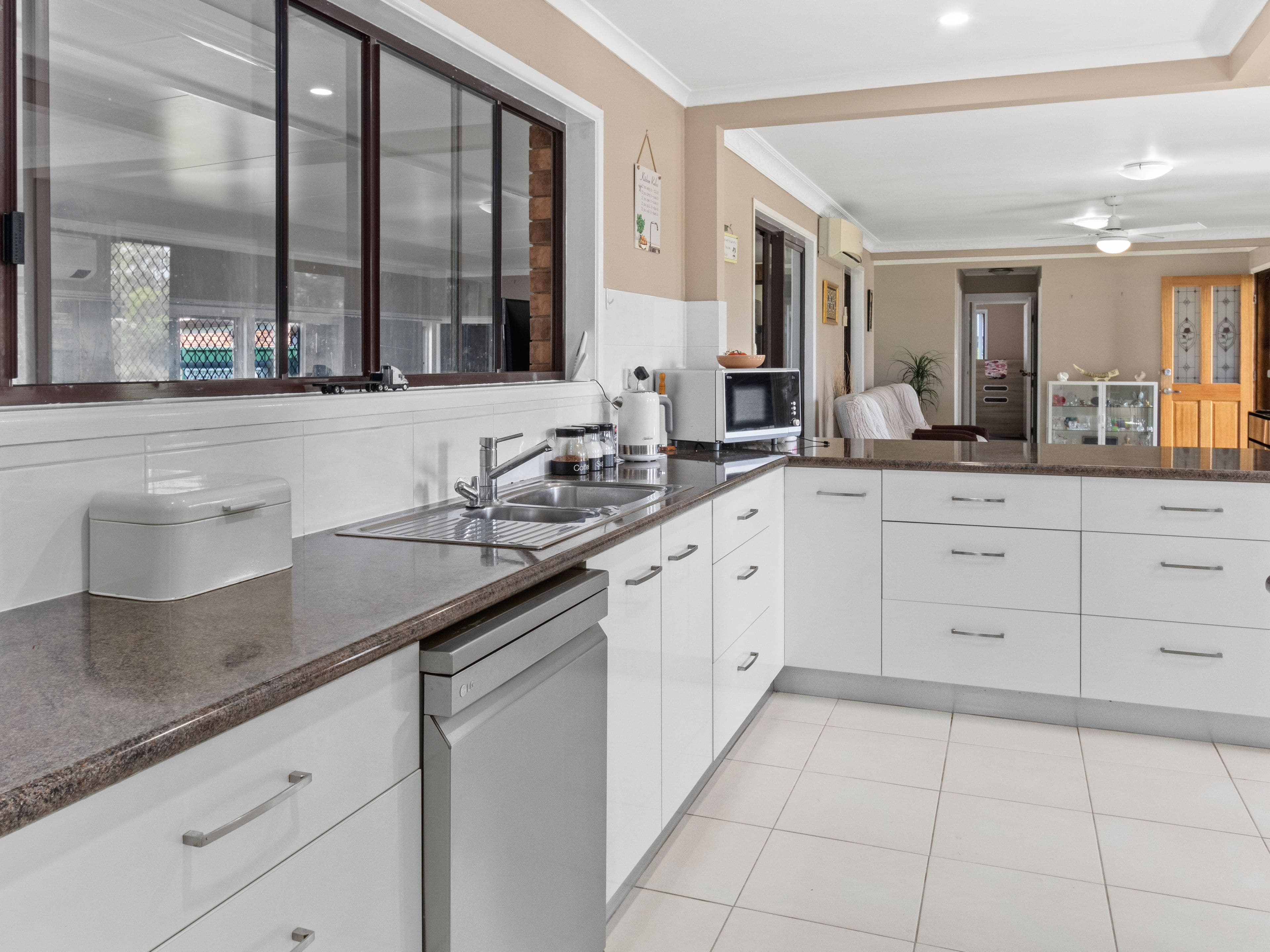 104 Murphy Street, Point Vernon QLD 4655, Point Vernon - Thumbnail 7