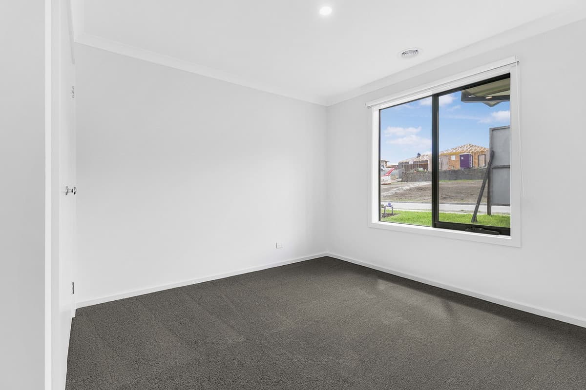 50 Sampson Drive, PAKENHAM VIC 3810, Pakenham - Thumbnail 6