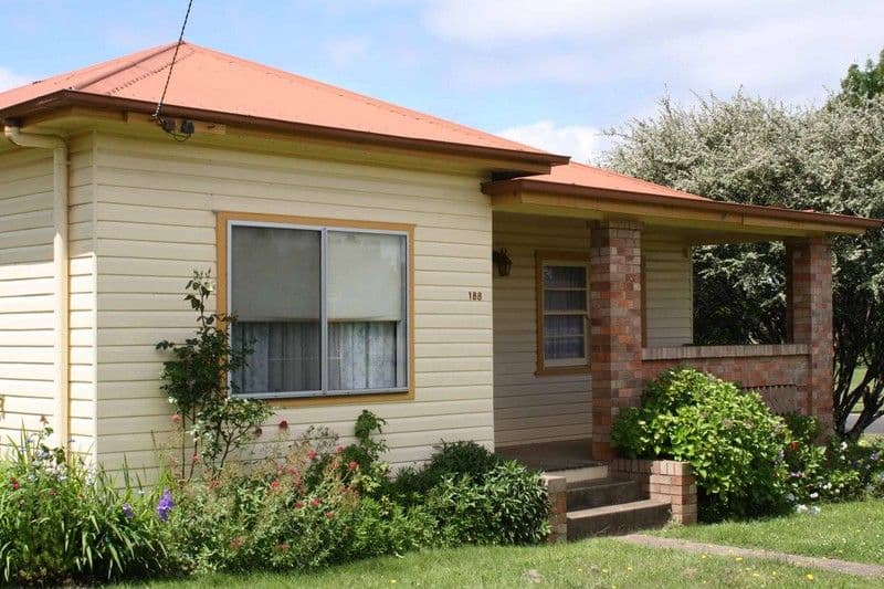 188 Herbert, GLEN INNES NSW 2370, Glen Innes - Image 1