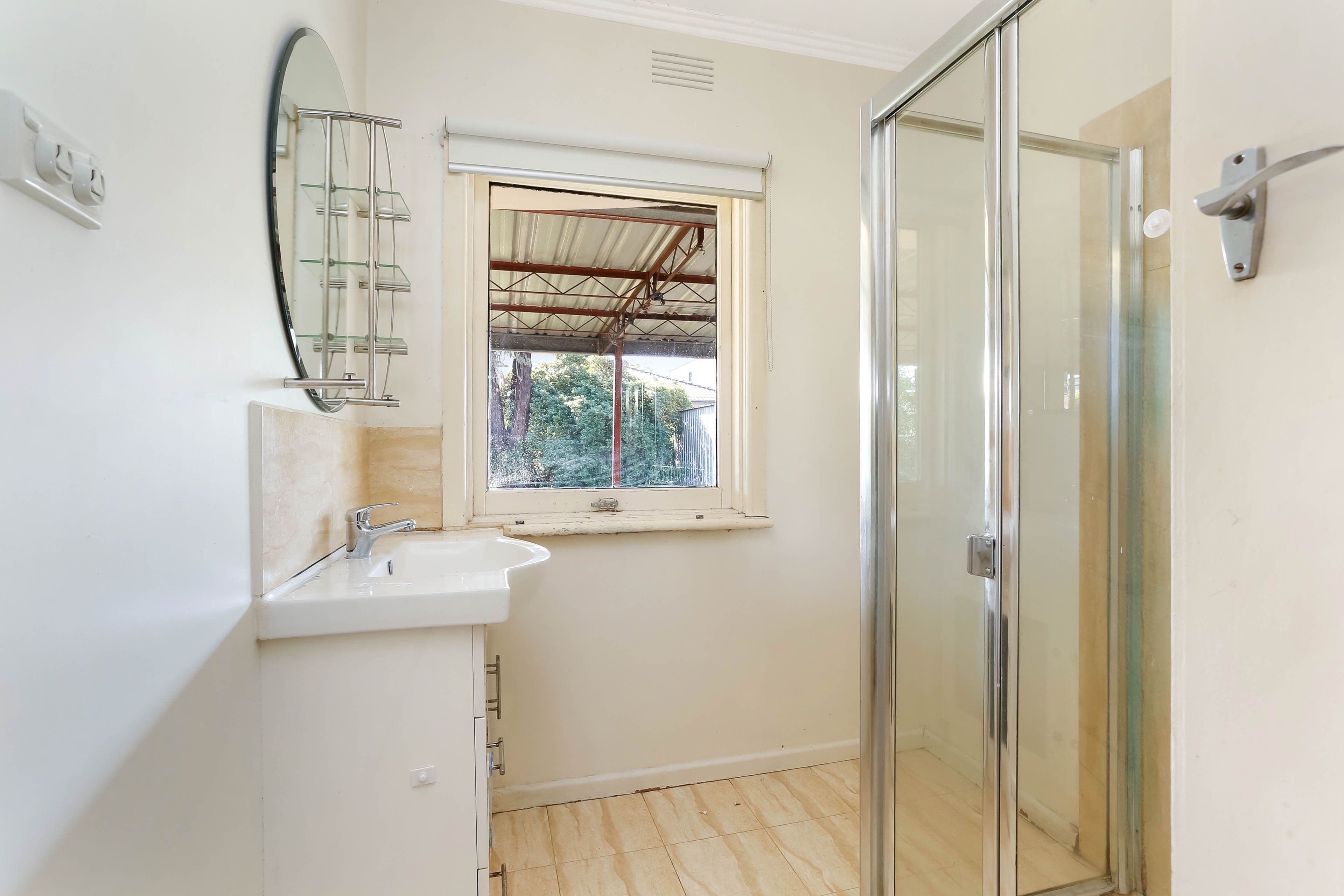 55 Valencia Street, Glenroy VIC 3046, Glenroy - Thumbnail 5