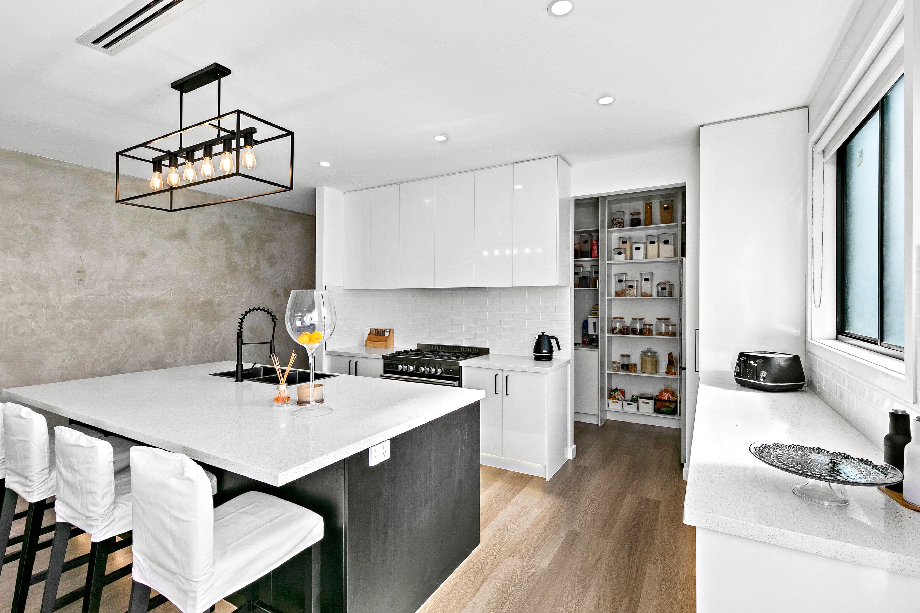 10 Bannon Avenue, Sunbury VIC 3429, Sunbury - Thumbnail 7