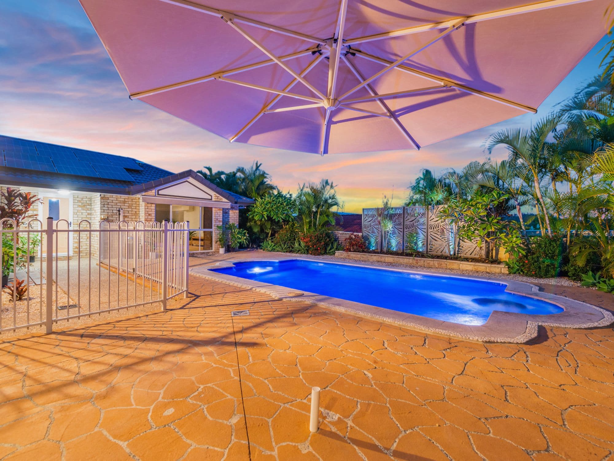 7 Kanton Place, Pacific Pines QLD 4211, Pacific Pines - Thumbnail 3