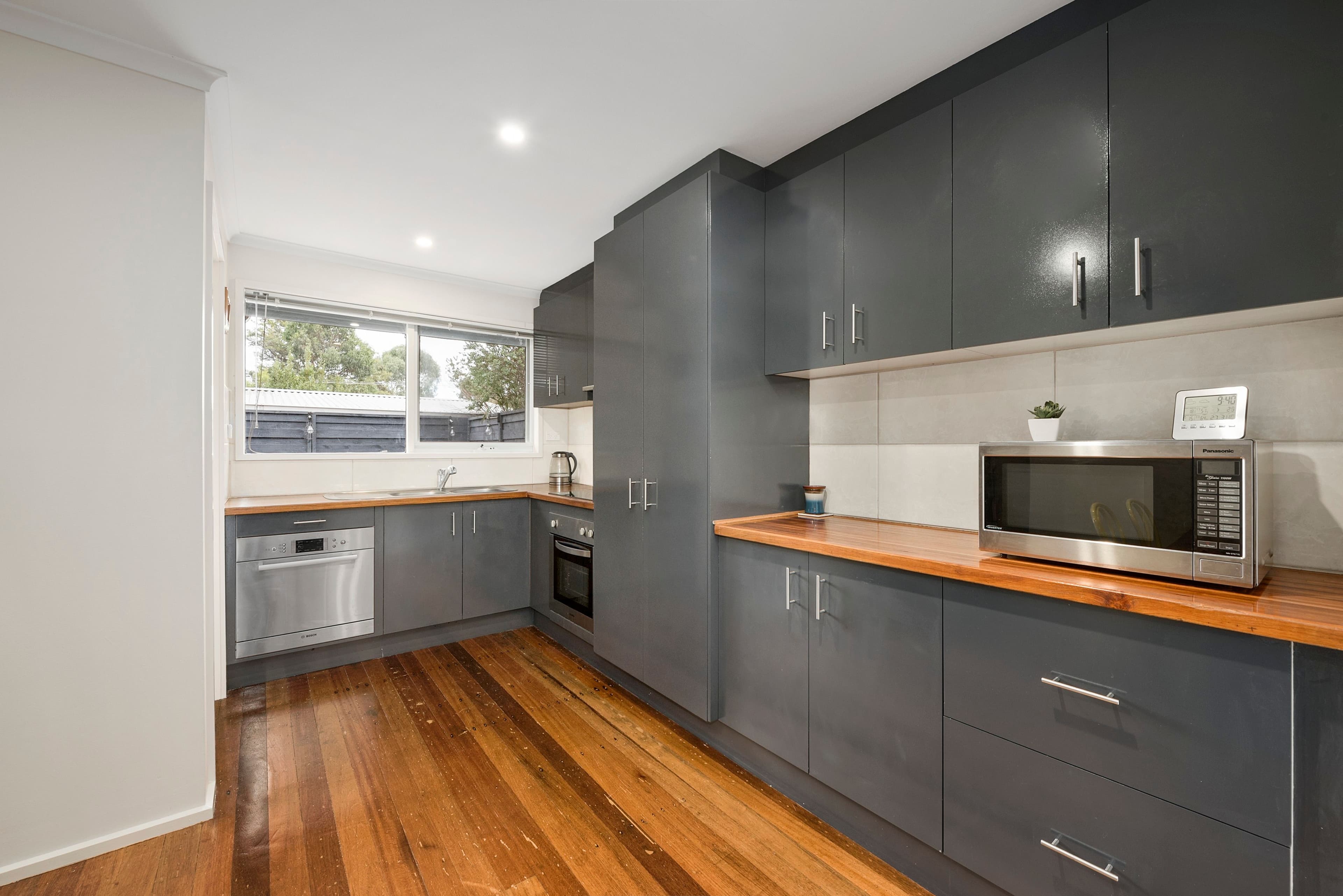 19 Governor Road, Mordialloc VIC 3195, Mordialloc - Thumbnail 2
