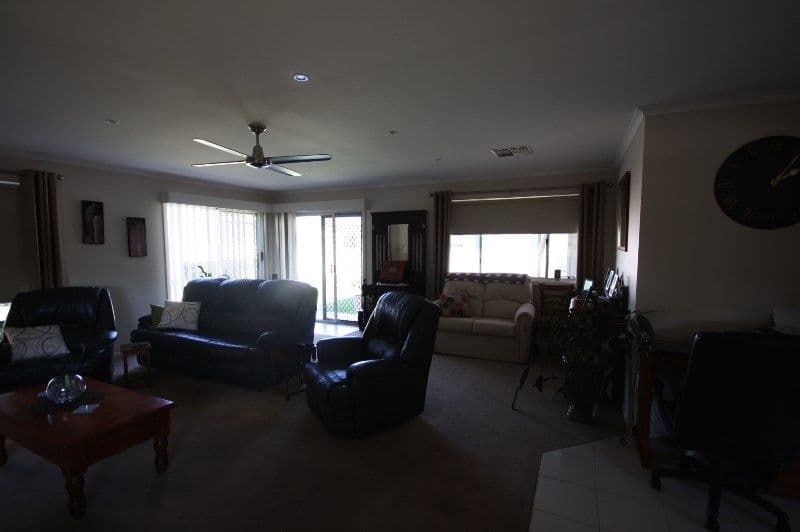 1 Victoria Street, Rochester VIC 3561, Rochester - Thumbnail 7