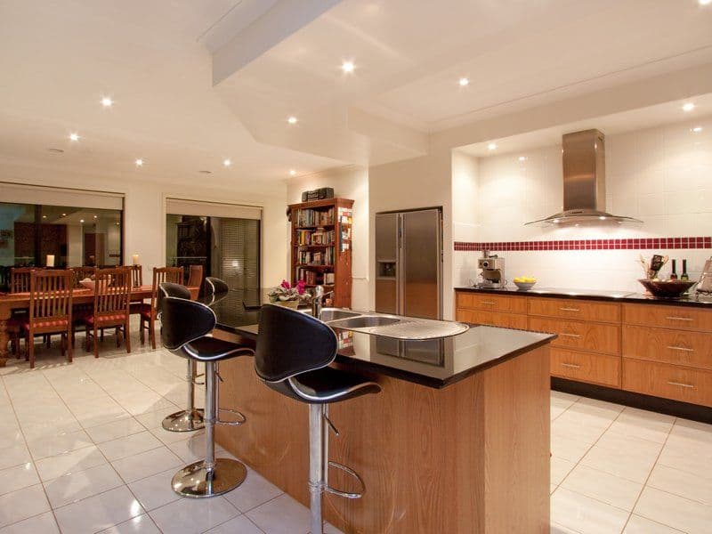 11  Phillips Court, MOUNT MARTHA VIC 3934, Mount Martha - Thumbnail 2