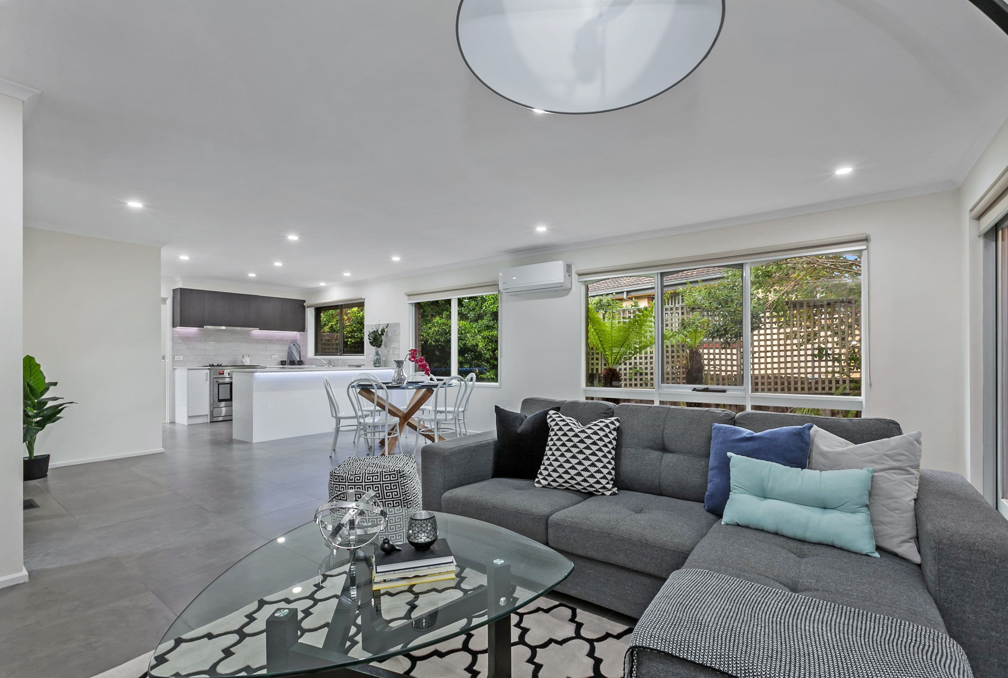 8 Peacock Close, Mill Park VIC 3082, Mill Park - Thumbnail 4