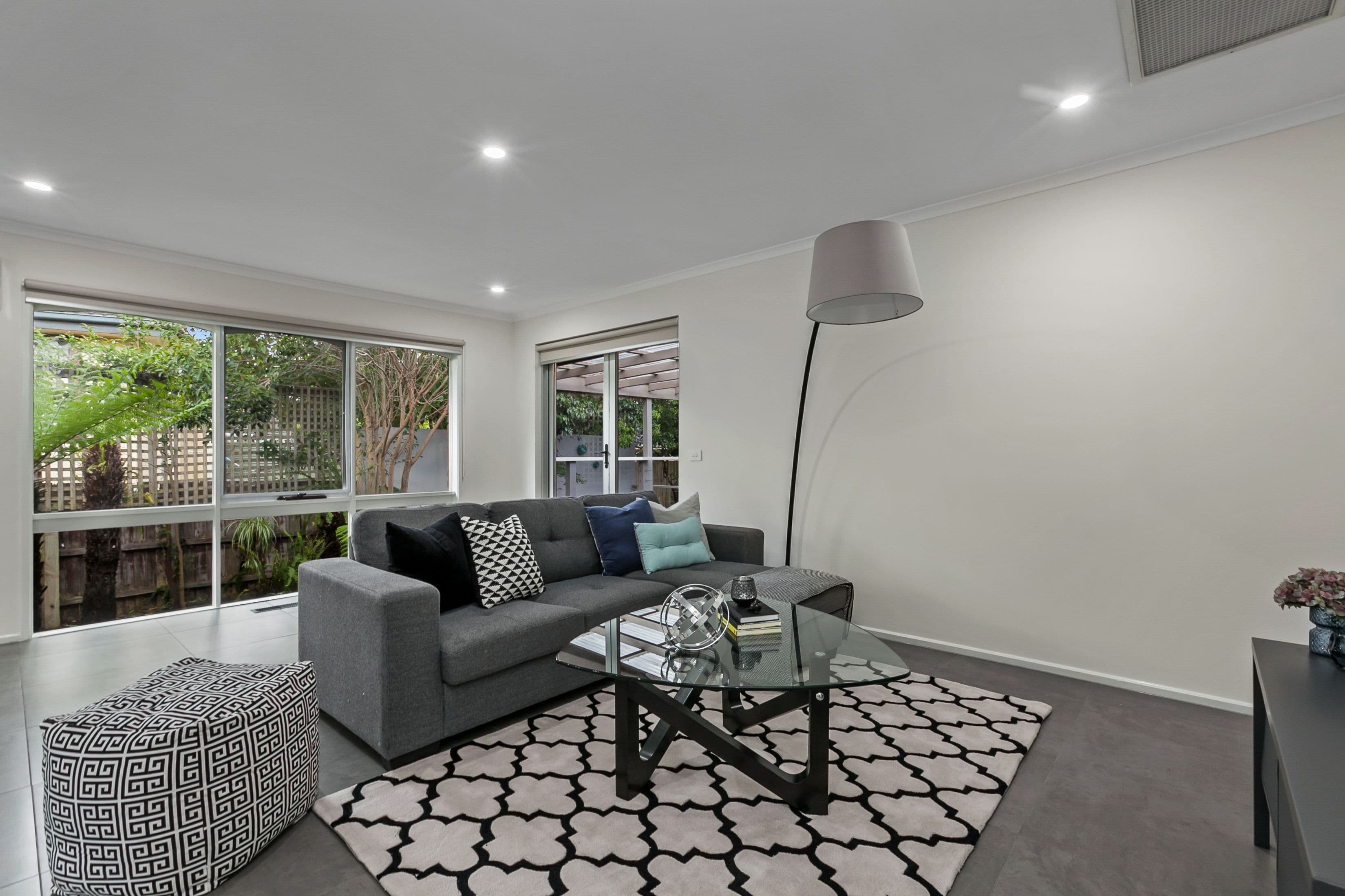 8 Peacock Close, Mill Park VIC 3082, Mill Park - Thumbnail 5