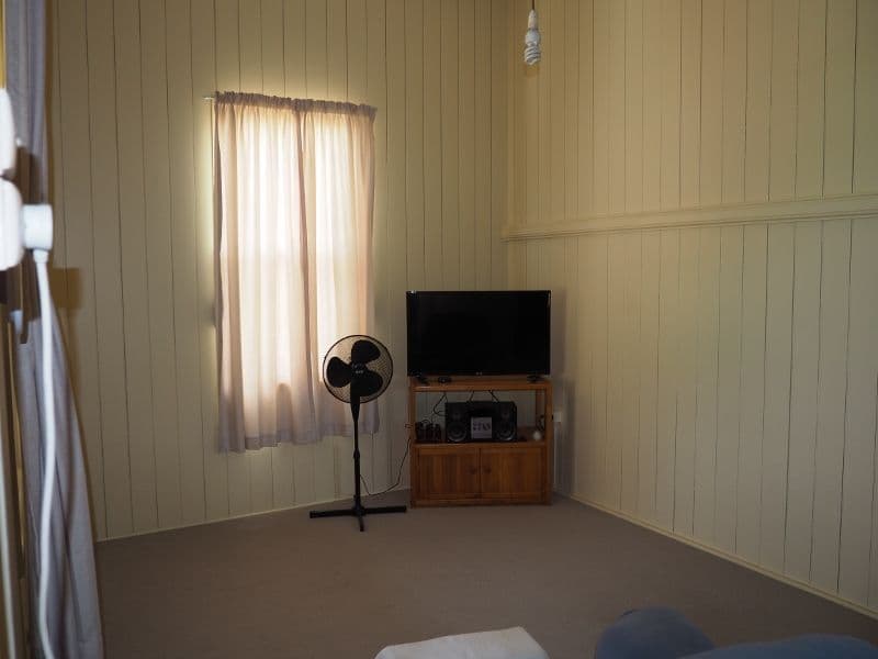 11 Crimmens Street, Maryborough QLD 4650, Maryborough - Thumbnail 5
