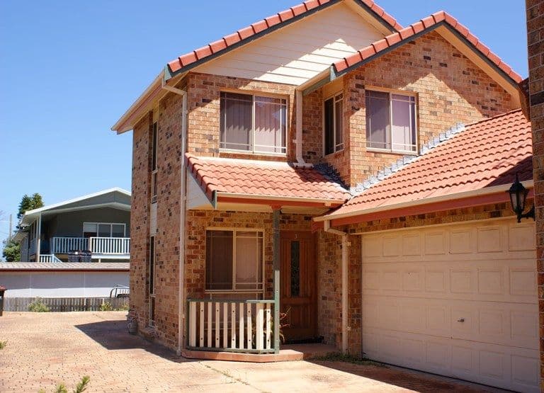 215  Lawrence Hargrave Drive, THIRROUL NSW 2515, Thirroul - Image 1