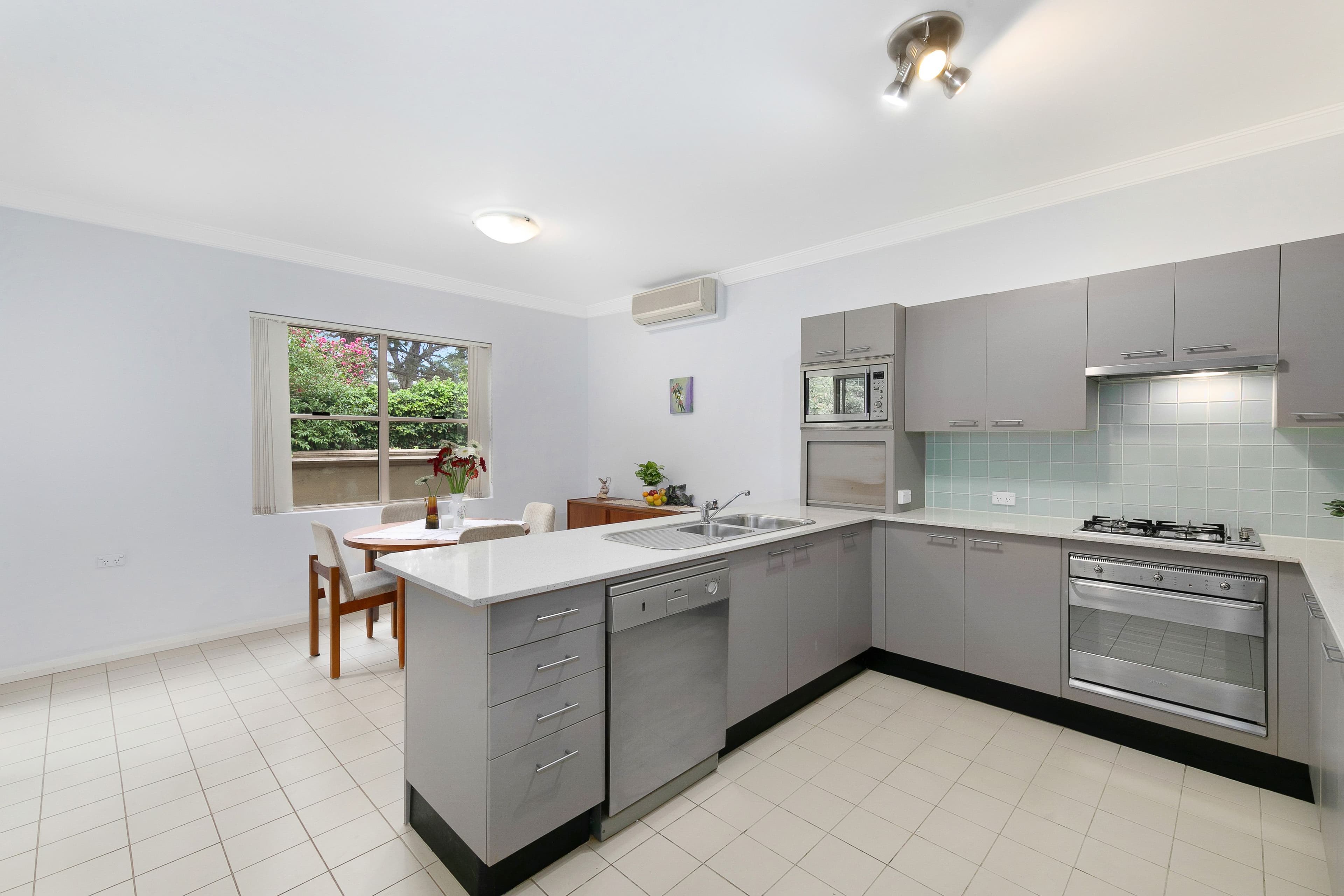 404 Bobbin Head Road, Turramurra NSW 2074, North Turramurra - Thumbnail 3