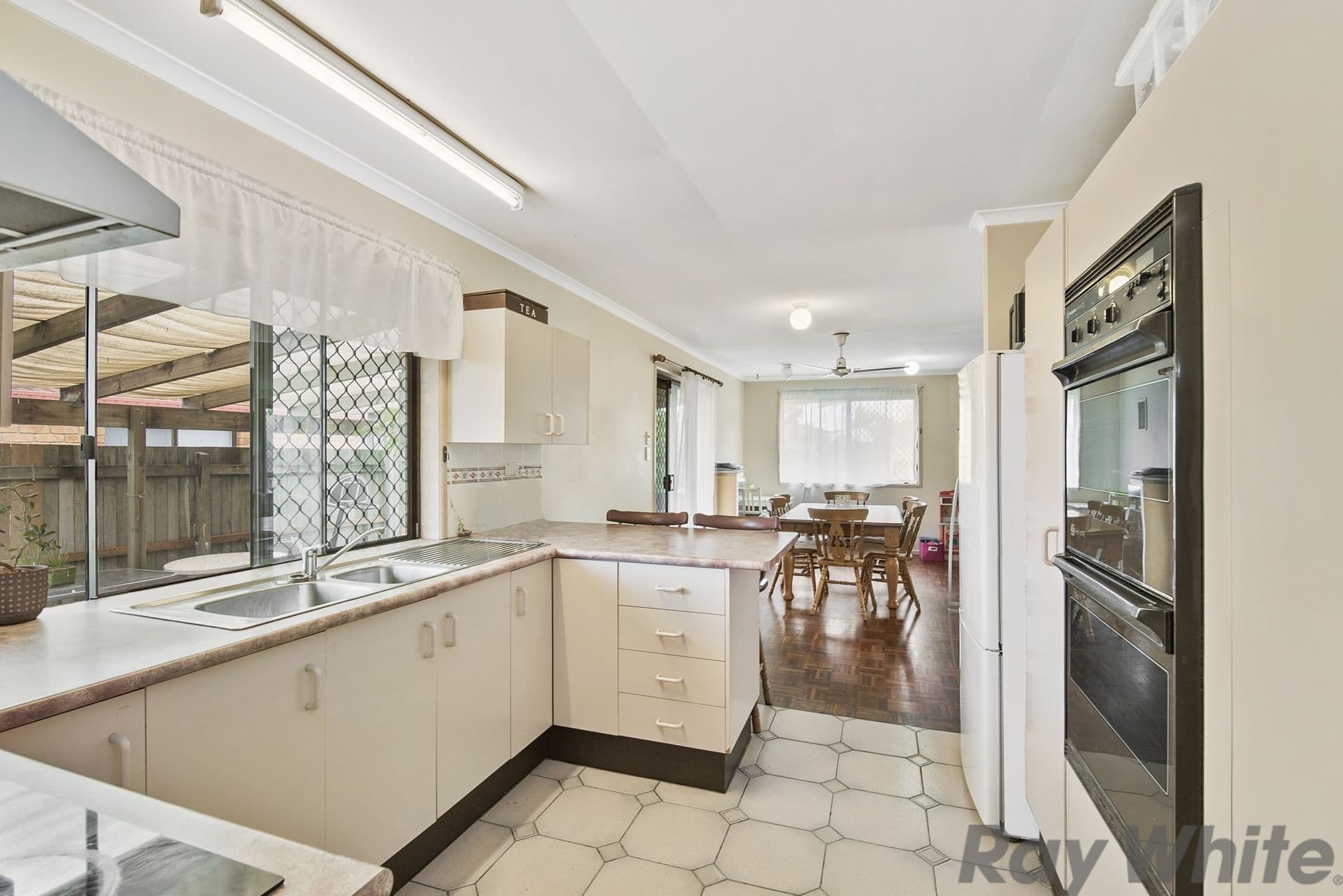9 Allora Avenue, Subiaco - Thumbnail 2