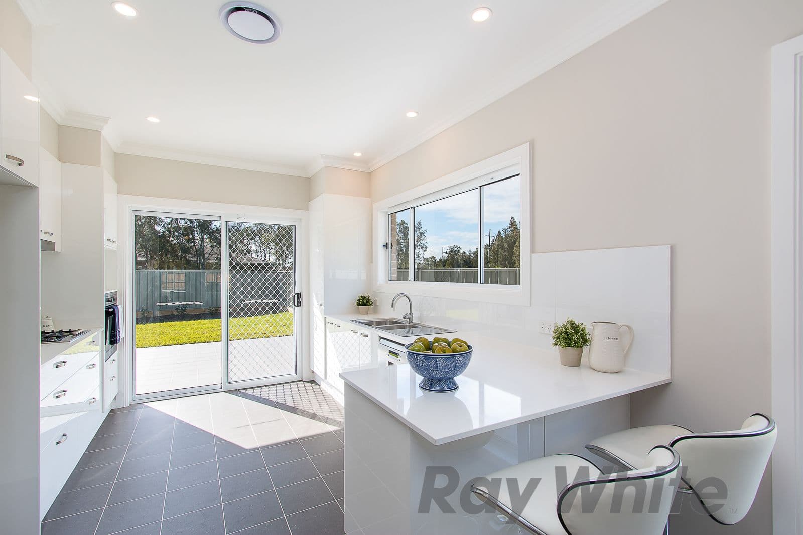 2 Cockatoo Court, Fullerton Cove - Thumbnail 3