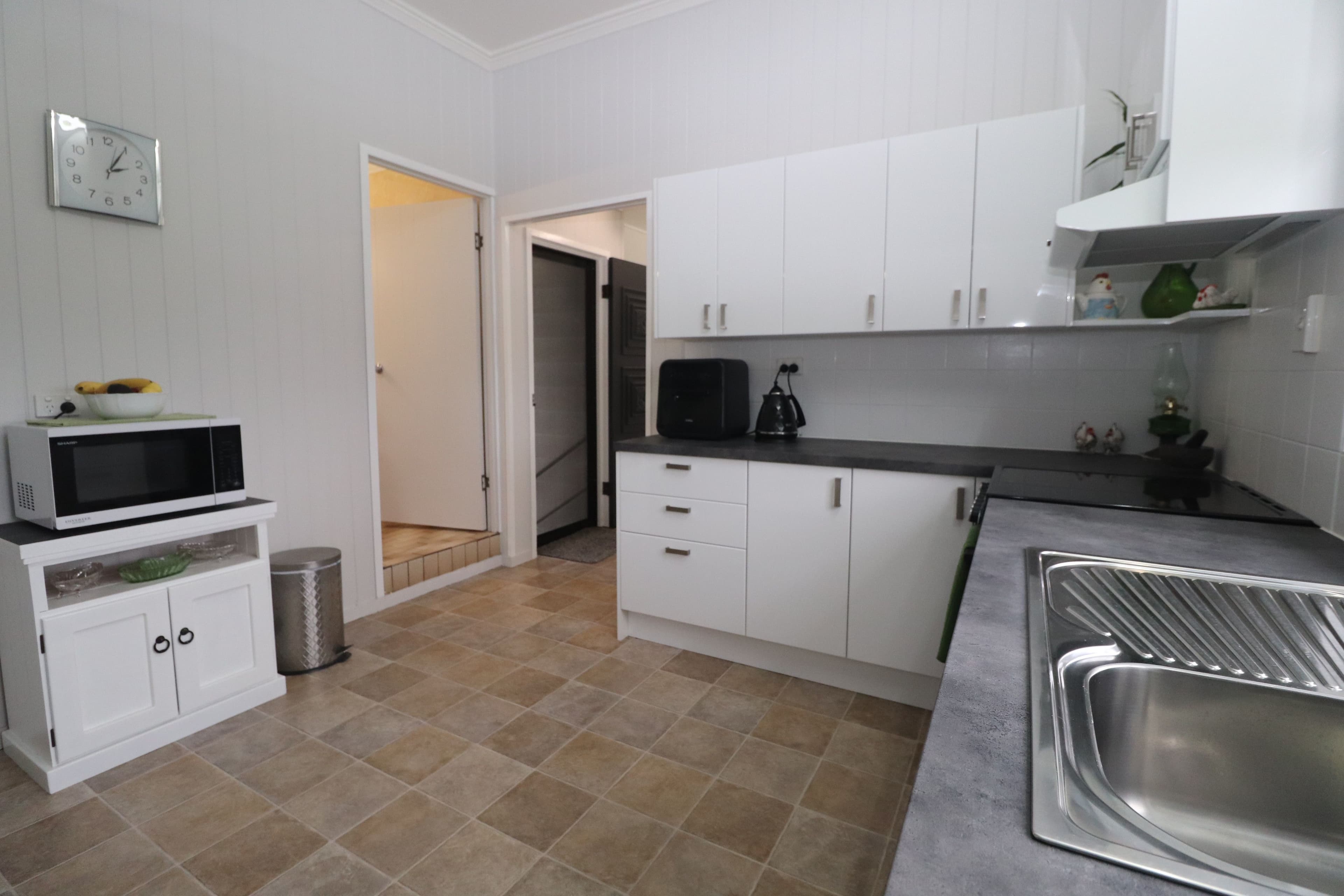 12 Palm Avenue, Ingham QLD 4850, Ingham - Thumbnail 6