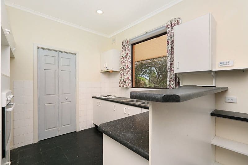 8 Prunus Avenue, ELIZABETH VALE SA 5112, Elizabeth Vale - Thumbnail 4